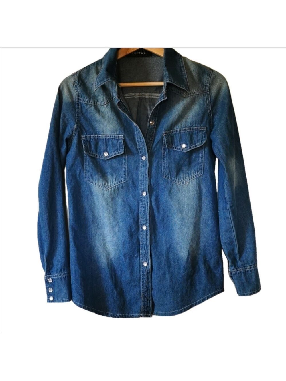 ROMWE women's washed denim button down shirt. Size small.